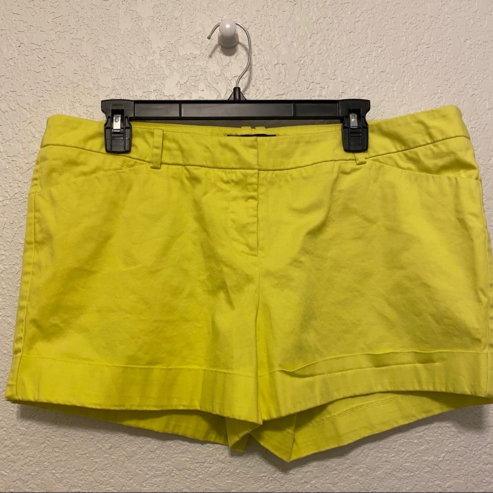 NWOT Women’s Mossimo Casual Shorts